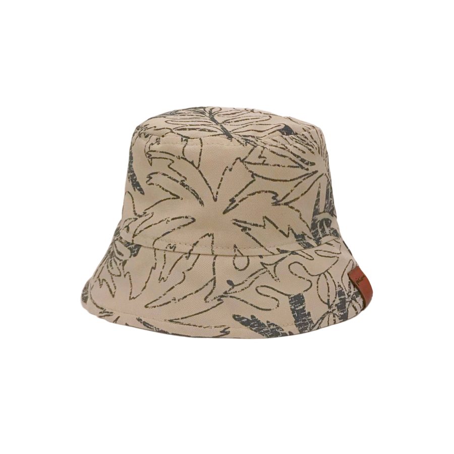 230 - Gorrito con tiras con protección de orejas y nuca