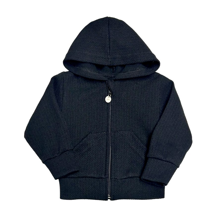 1738 G – Campera con bolsillo y capucha